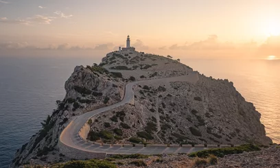 Spain: Culture, Art, and Flamenco Spain: Culture, Art, and Flamenco
